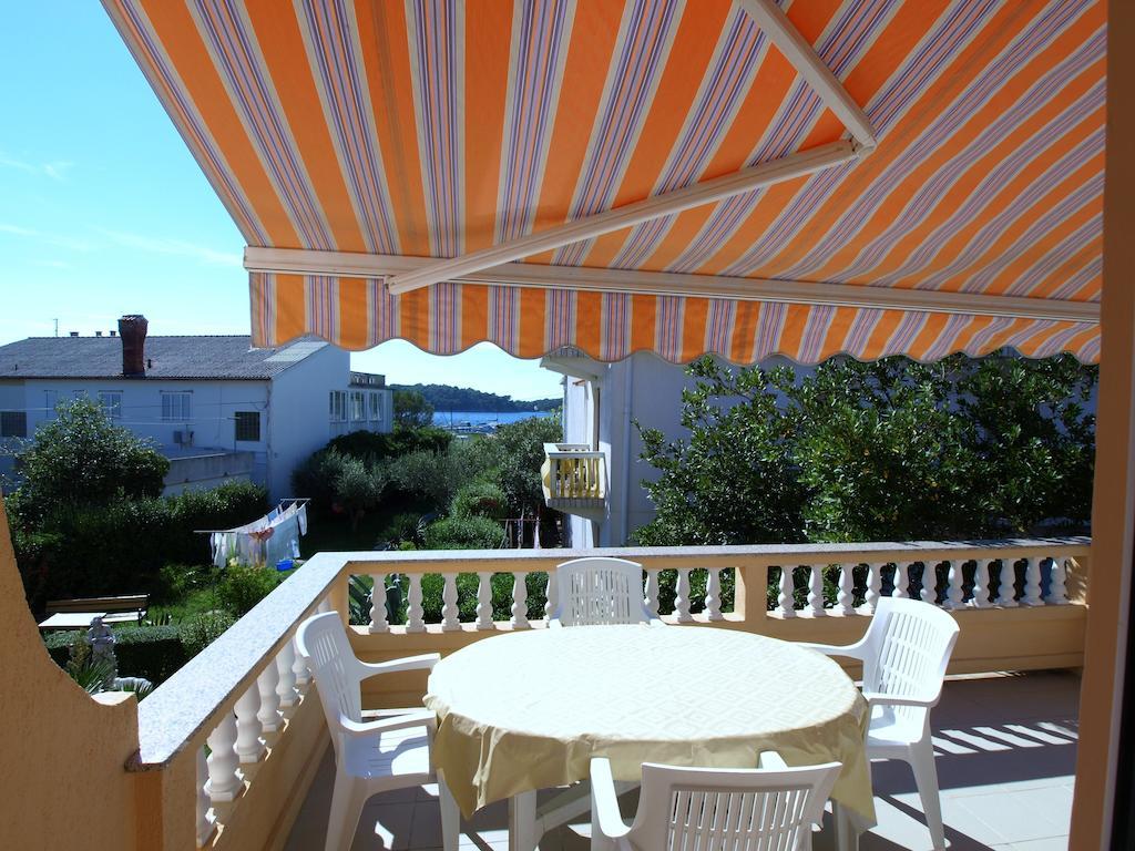 Guest House Sandra Rab Town Camera foto